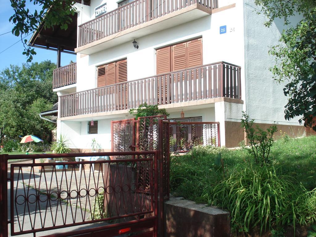 Rooms Marica Selište Drežničko Eksteriør bilde